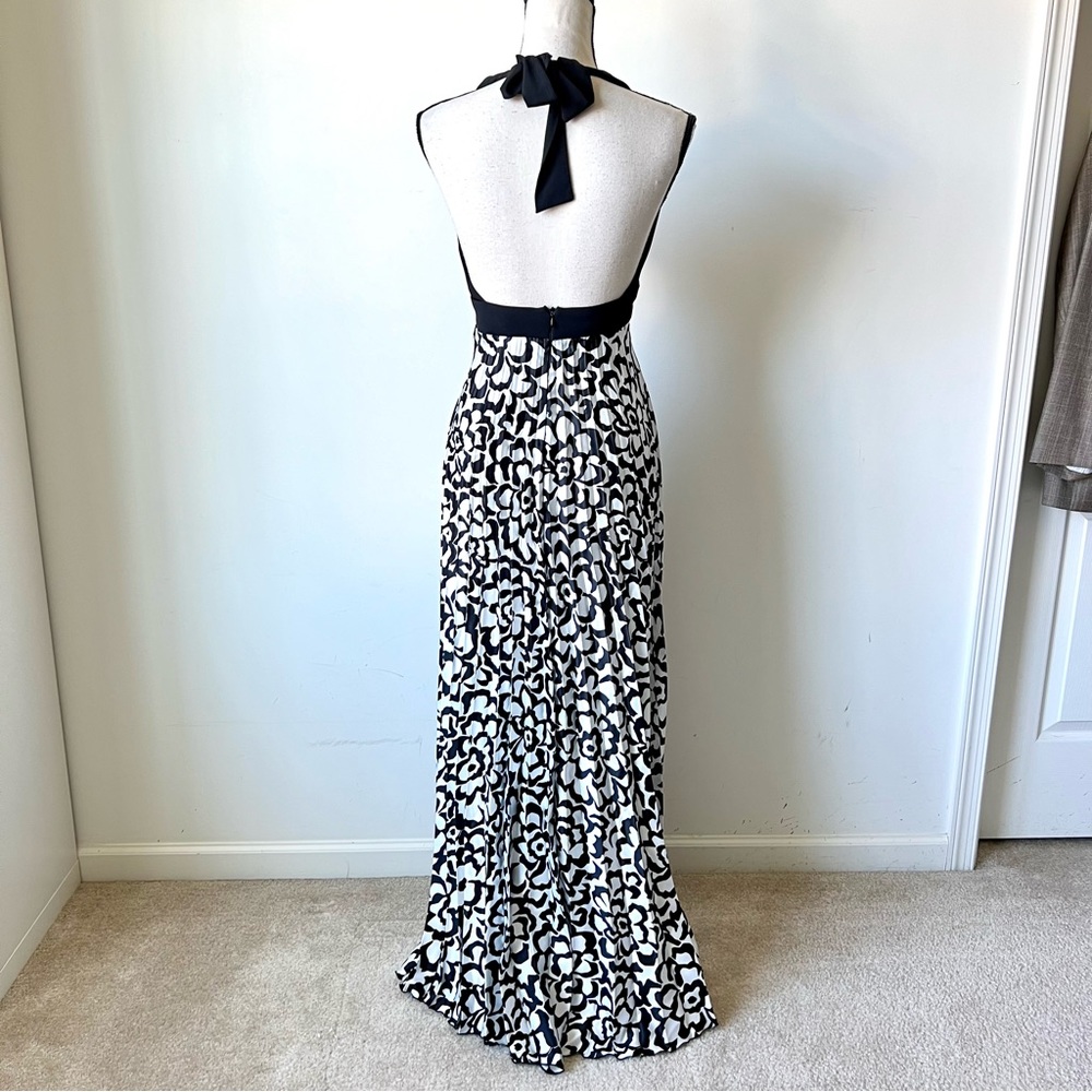 BETSEY & ADAM V-Neck Floral Pleated Halter Prom Gown—SZ. 6 - Picture 6 of 13